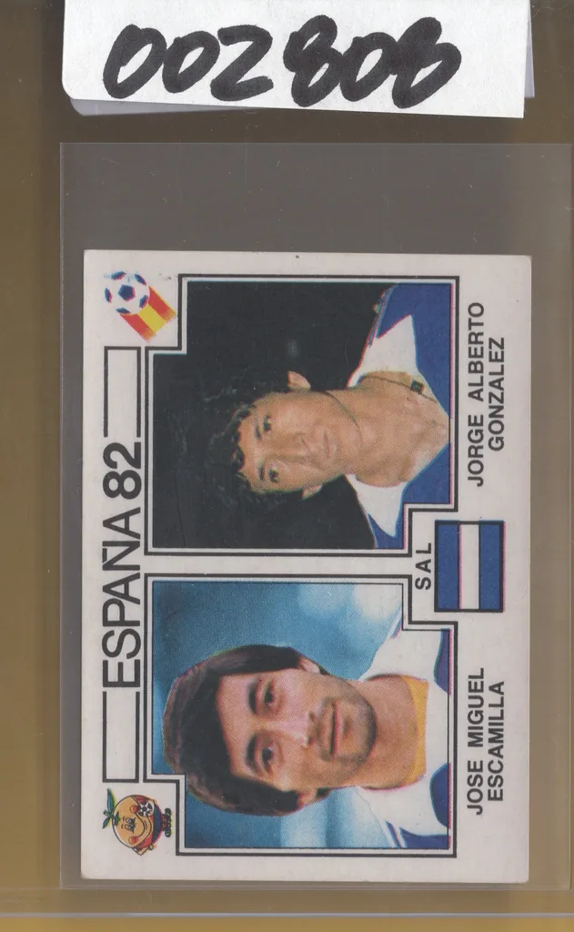 Escamilla/Magico Gonzales — El Salvador